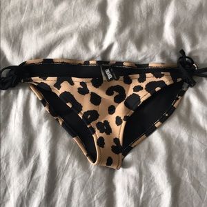 Triangl bikini bottoms